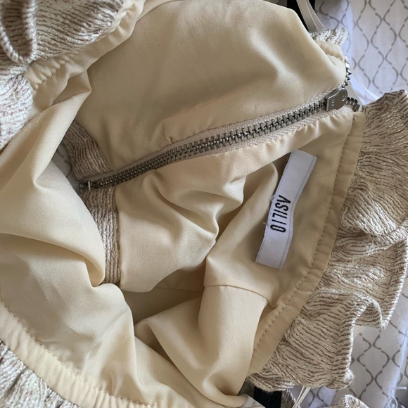 Asilio - off the shoulder cropped long sleeve top - Picture 6 of 6